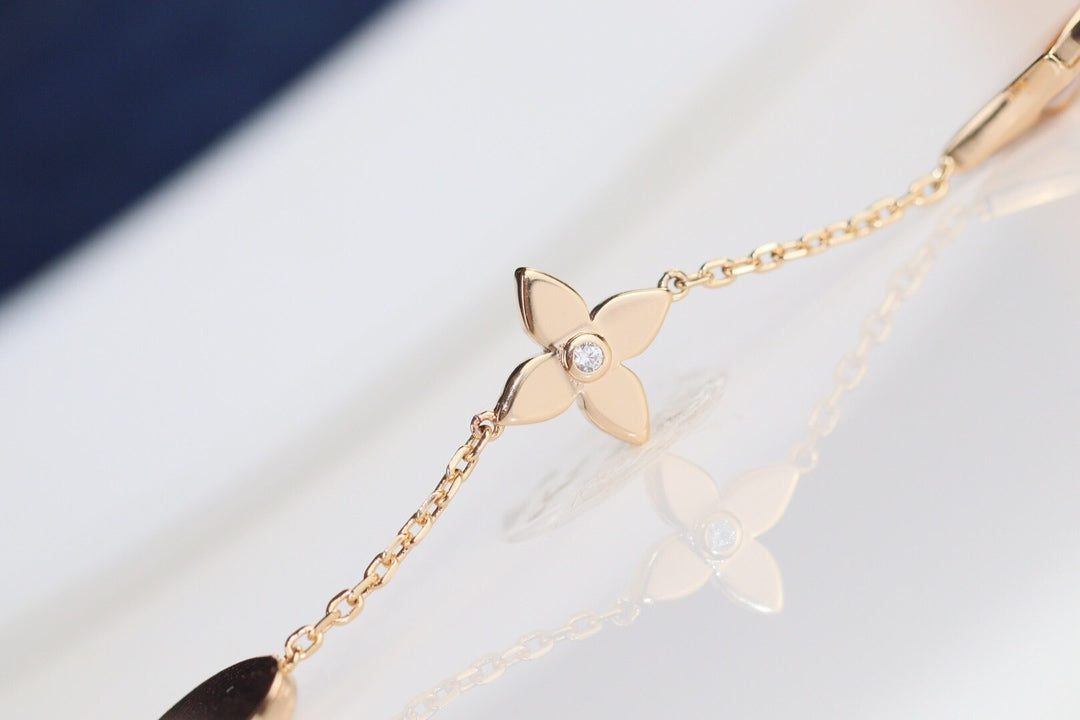 [NOBLE AURA]LEAF CLOVER BRACELET