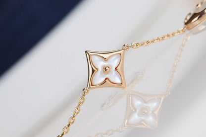 [NOBLE AURA]LEAF CLOVER BRACELET