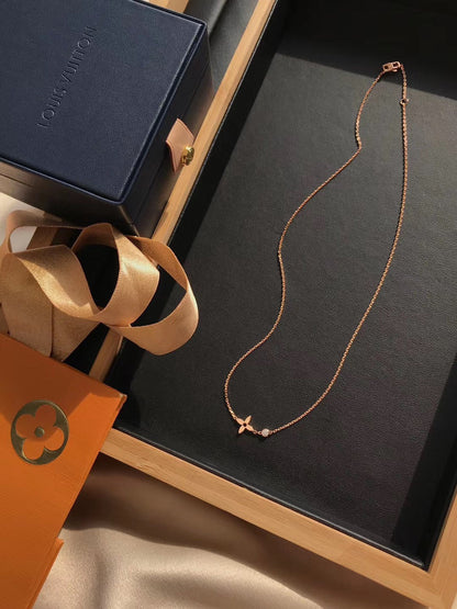 [NOBLE AURA]BLOSSOM PENDANT PINK GOLD AND DIAMOND