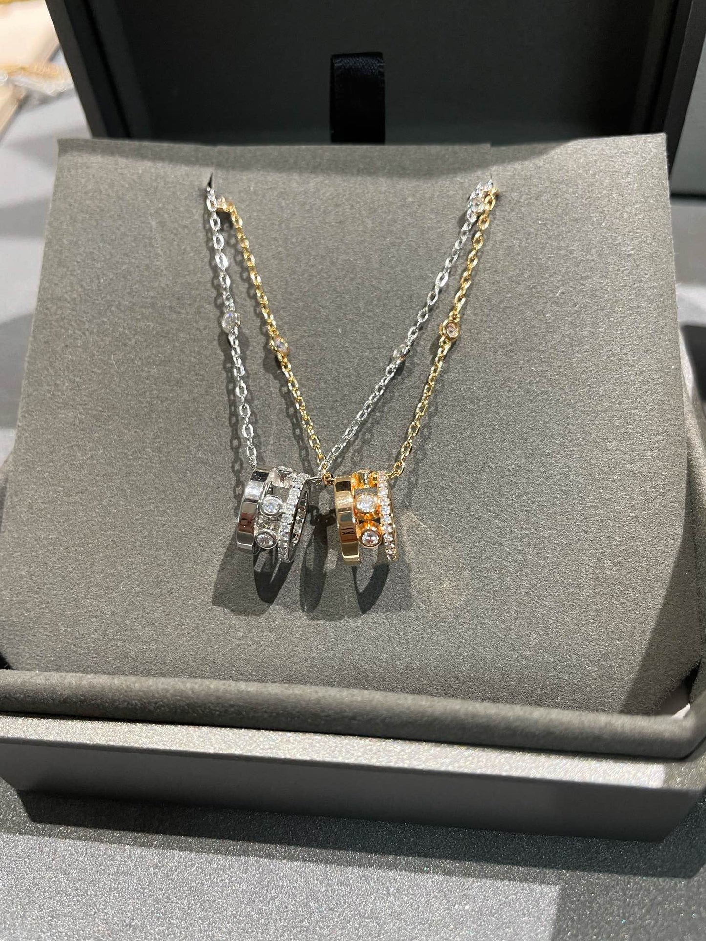 [NOBLE AURA]CHAIN MOVE ROMANE PEDAND NECKLACE