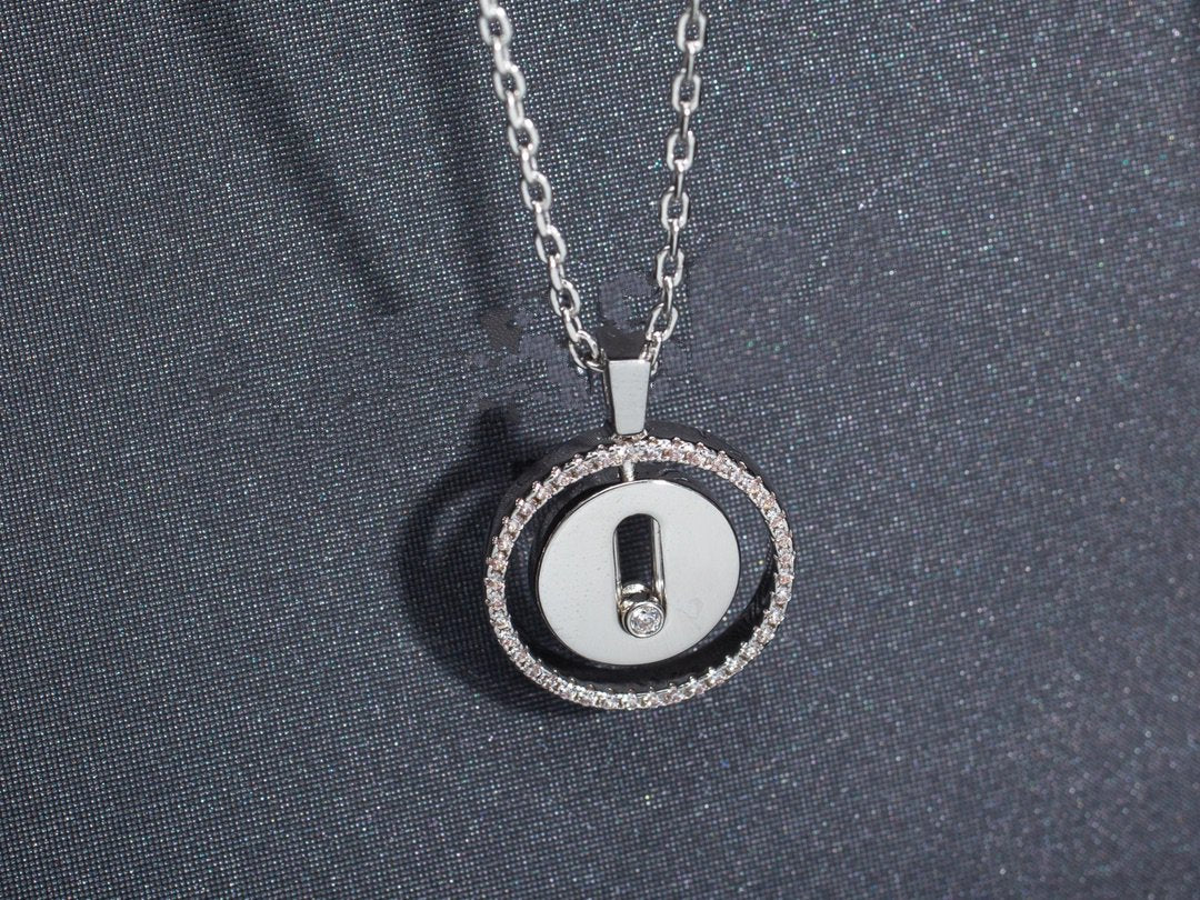 [NOBLE AURA]LUCKY MOVE PM NECKLACE SILVER DIAMOND