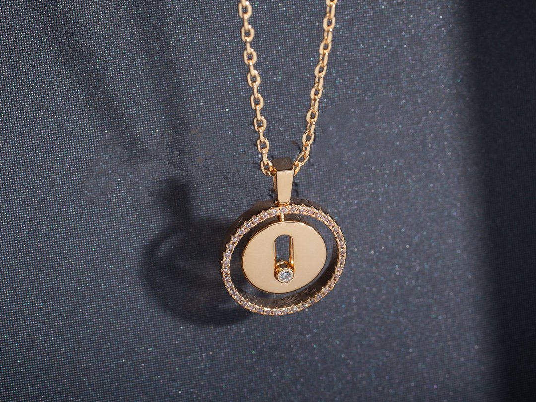 [NOBLE AURA]LUCKY MOVE PM NECKLACE PINK GOLD DIAMOND