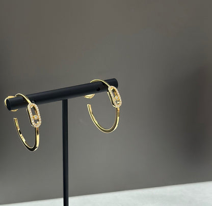 [NOBLE AURA]CREOLES MOVE UNO PM DIAMOND EARRINGS