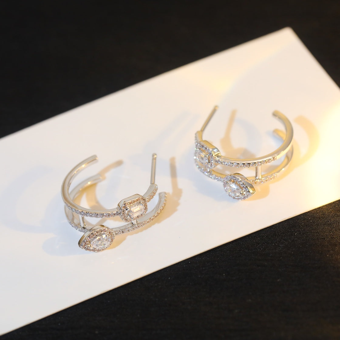 [NOBLE AURA]CREOLES MY TWIN 2 RANGS SILVER DIAMOND EARRINGS