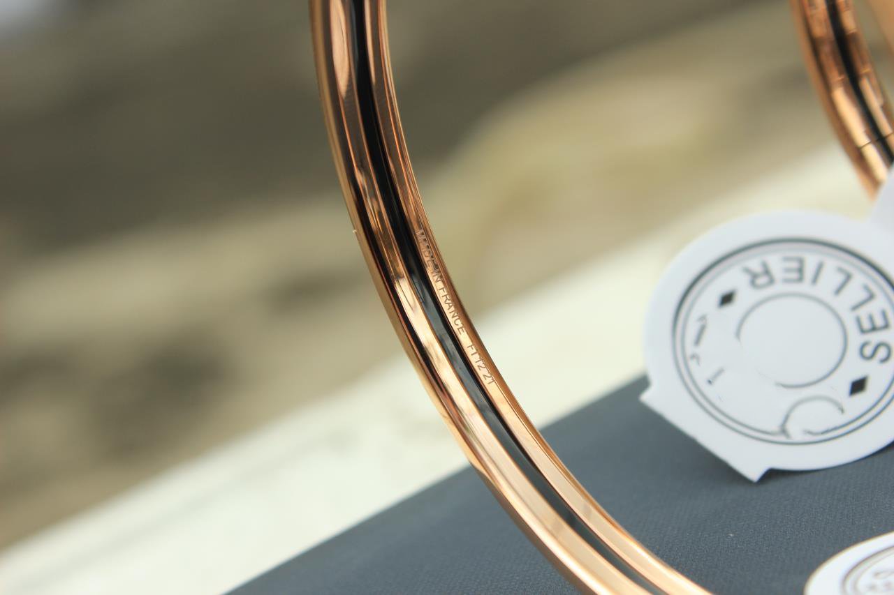 [NOBLE AURA]HM UNI BANGLE BAG