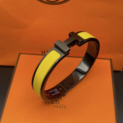 [NOBLE AURA]CLIC HM SO BLACK YELLOW BRACELET