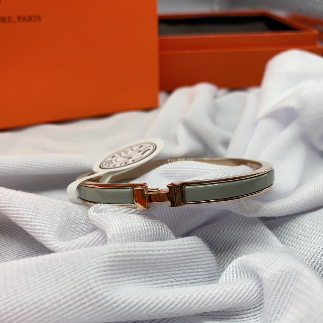 [NOBLE AURA]CLASSIC HM CLIC GREEN 8MM ENAMEL BRACELET