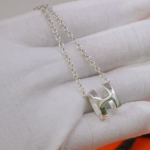 [NOBLE AURA]HM NECKLACE H LETTER OVAL SERIES
