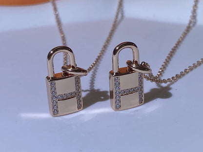 [NOBLE AURA]HM ADVANCED NICHE LOCK HEAD NECKLACE DIAMONDS