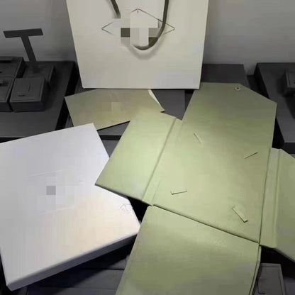 [NOBLE AURA]VA CLOVER BRACELET NECKLACE RING BOX GIFT BAG