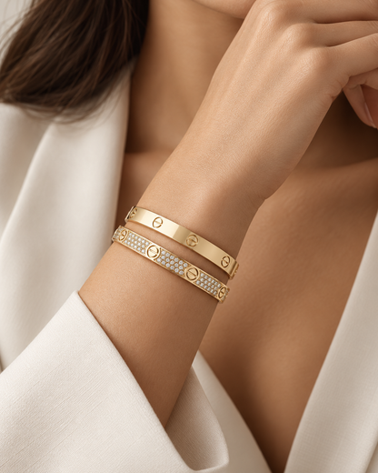 [NOBLE AURA] LOVE  Classic & Diamond-Paved Bracelet Stack Set