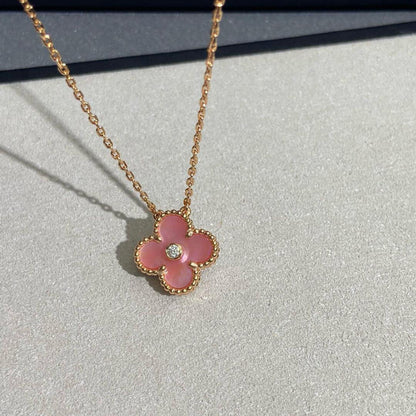 [NOBLE AURA]CLOVER 15MM DIAMOND PINK MOP NECKLACE
