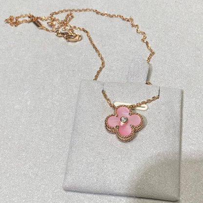 [NOBLE AURA]CLOVER 15MM DIAMOND PINK MOP NECKLACE