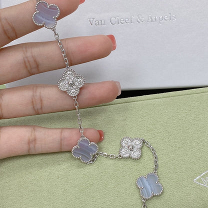 [NOBLE AURA] CLOVER 5 MOTIF PURPLE CHALCEDONY BRACELET COLLECTION