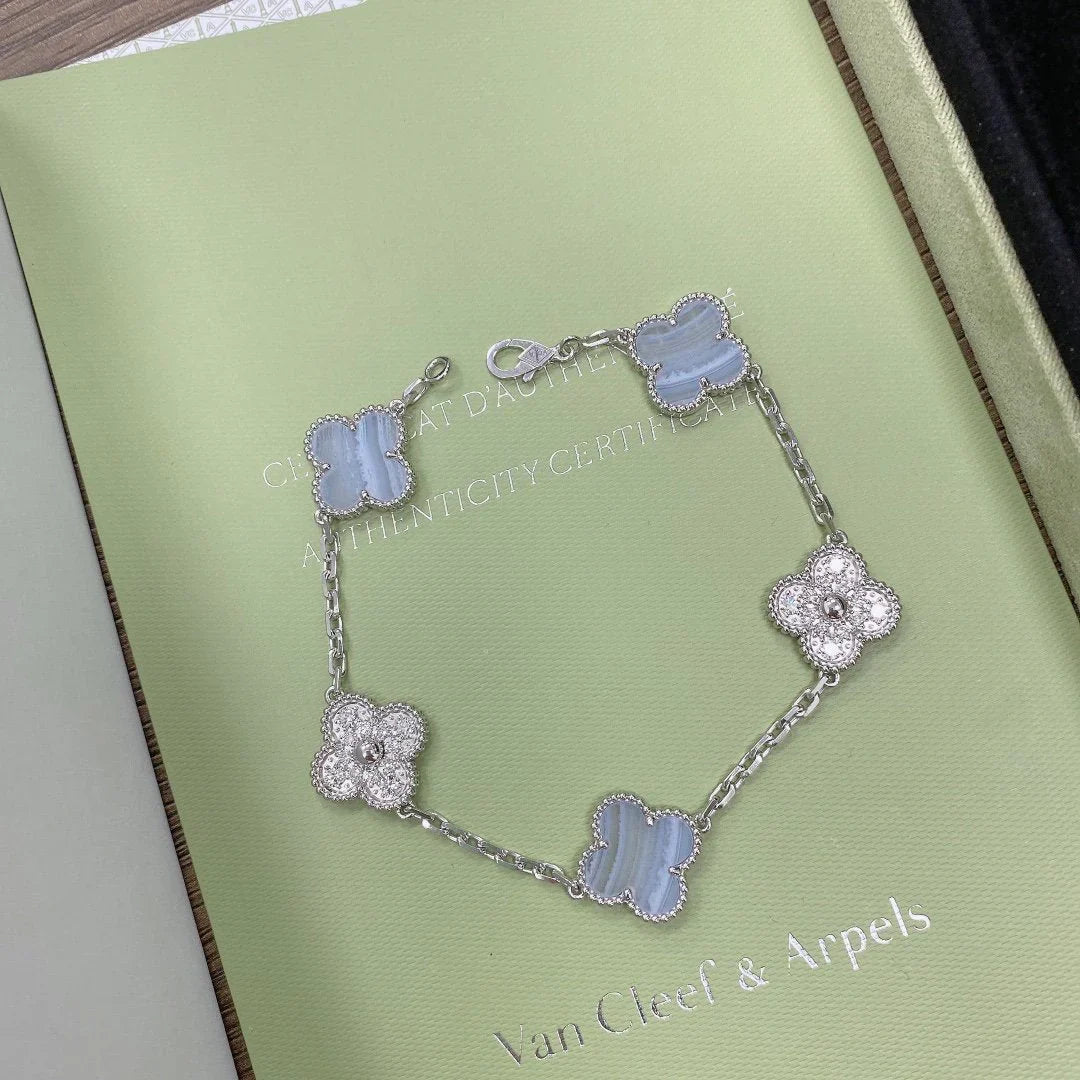 [NOBLE AURA] CLOVER 5 MOTIF PURPLE CHALCEDONY BRACELET COLLECTION