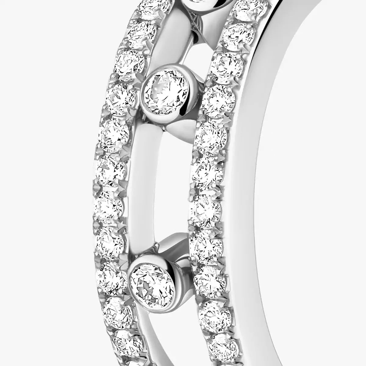 [NOBLE AURA]Diamond Pave_ Hoop Earrings Move