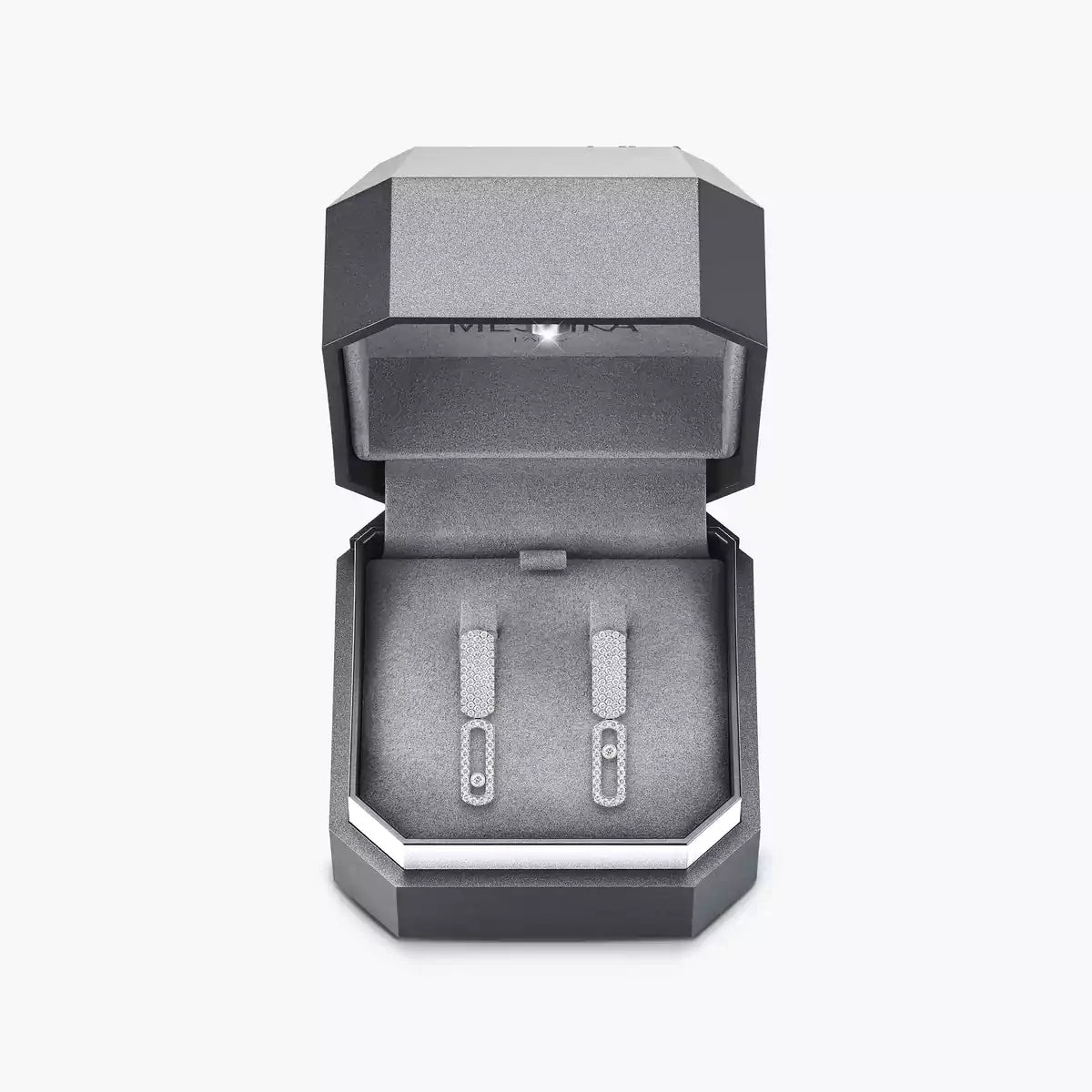 [NOBLE AURA]Imperial Move SM Diamond Earrings