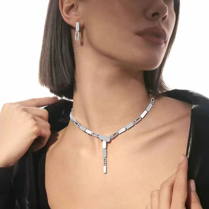 [NOBLE AURA]Imperial Move SM Diamond Earrings