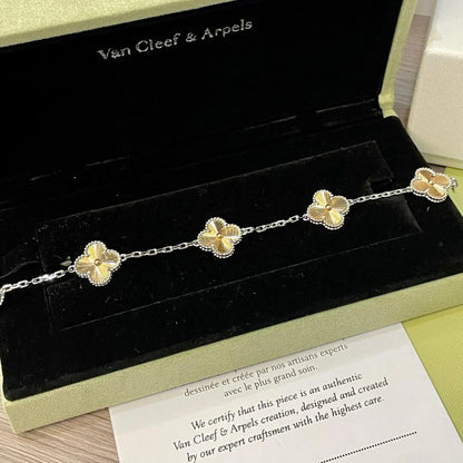 [NOBLE AURA] CLOVER 5 MOTIF LASER BRACELET COLLECTION