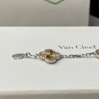 [NOBLE AURA] CLOVER 5 MOTIF LASER BRACELET COLLECTION