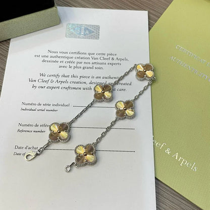 [NOBLE AURA] CLOVER 5 MOTIF LASER BRACELET COLLECTION