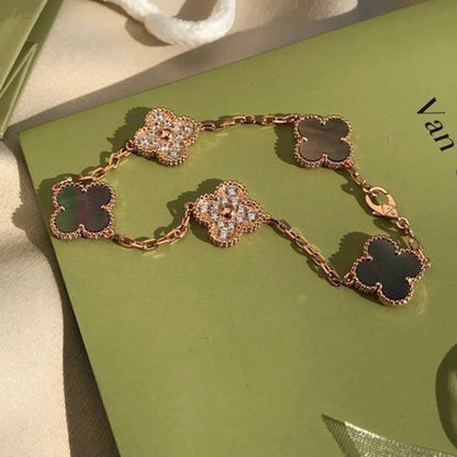 [NOBLE AURA]CLOVER 5 MOTIF GRAY MOP DIAMOND BRACELET