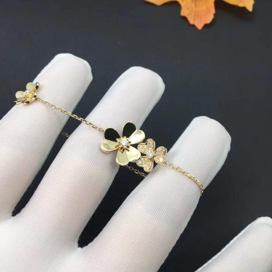 [NOBLE AURA]FRIVOLE GOLD 5 FLOWERS BRACELET