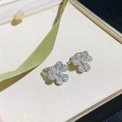 [NOBLE AURA]FRIVOLE SILVER FLOWER DIAMOND EARRINGS