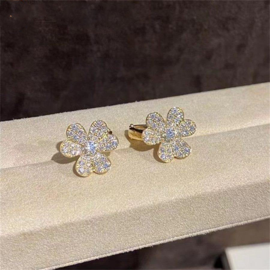 [NOBLE AURA]FRIVOLE GOLD FLOWER DIAMOND EARRINGS