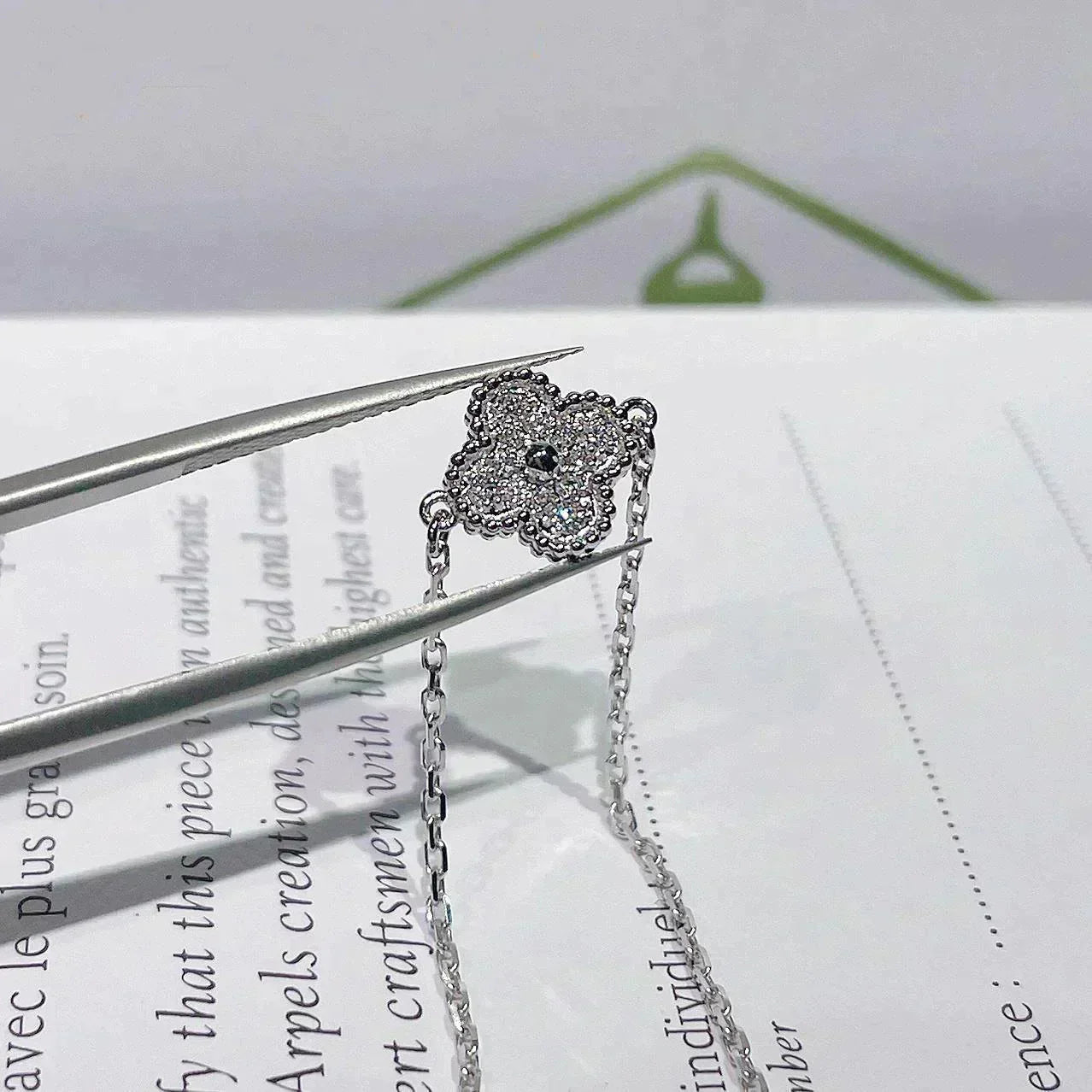 [NOBLE AURA]CLOVER  SINGLE FLOWER BRACELET SILVER