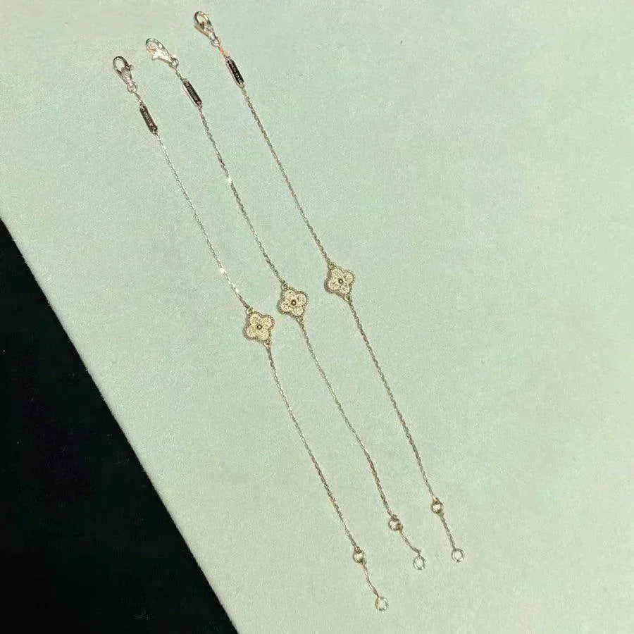 [NOBLE AURA]CLOVER SINGLE FLOWER BRACELET