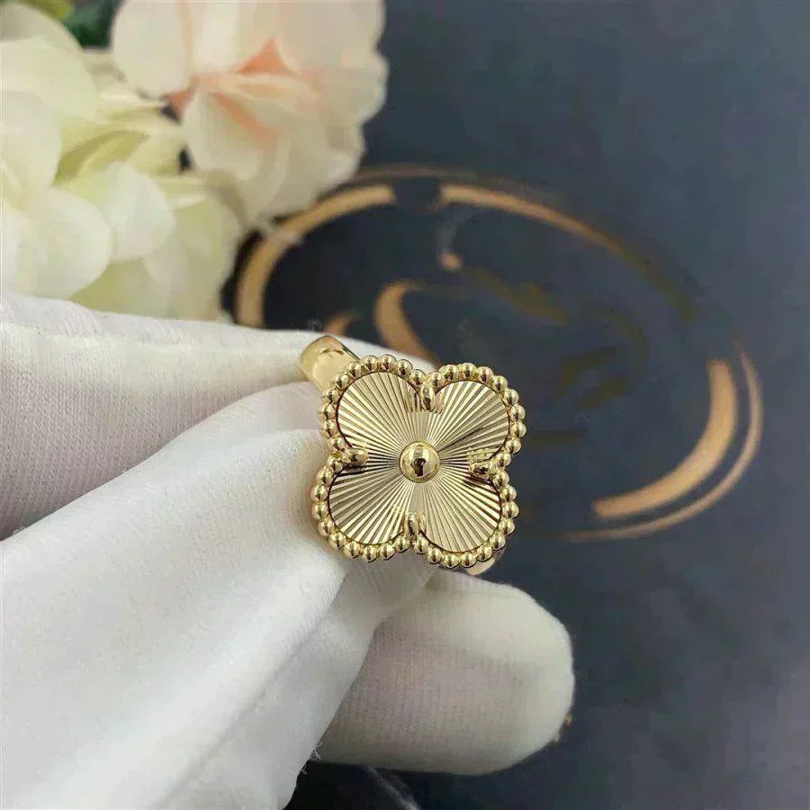 [NOBLE AURA]CLOVER GOLD RING