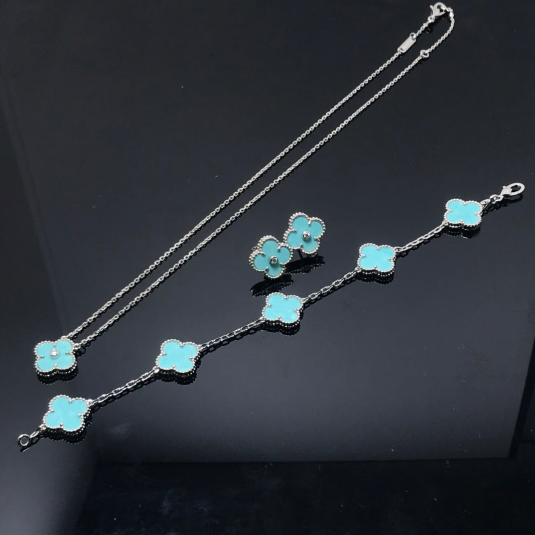 [NOBLE AURA]CLOVER 1 DIAMOND BLUE SKY SILVER EARRINGS