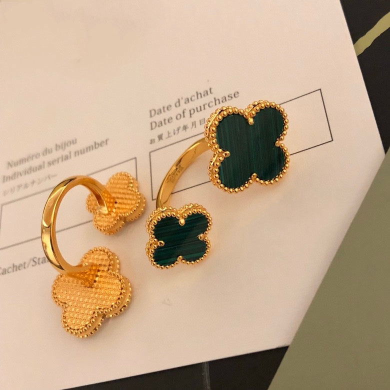 [NOBLE AURA]CLOVER BETWEEN THE FINGER RING