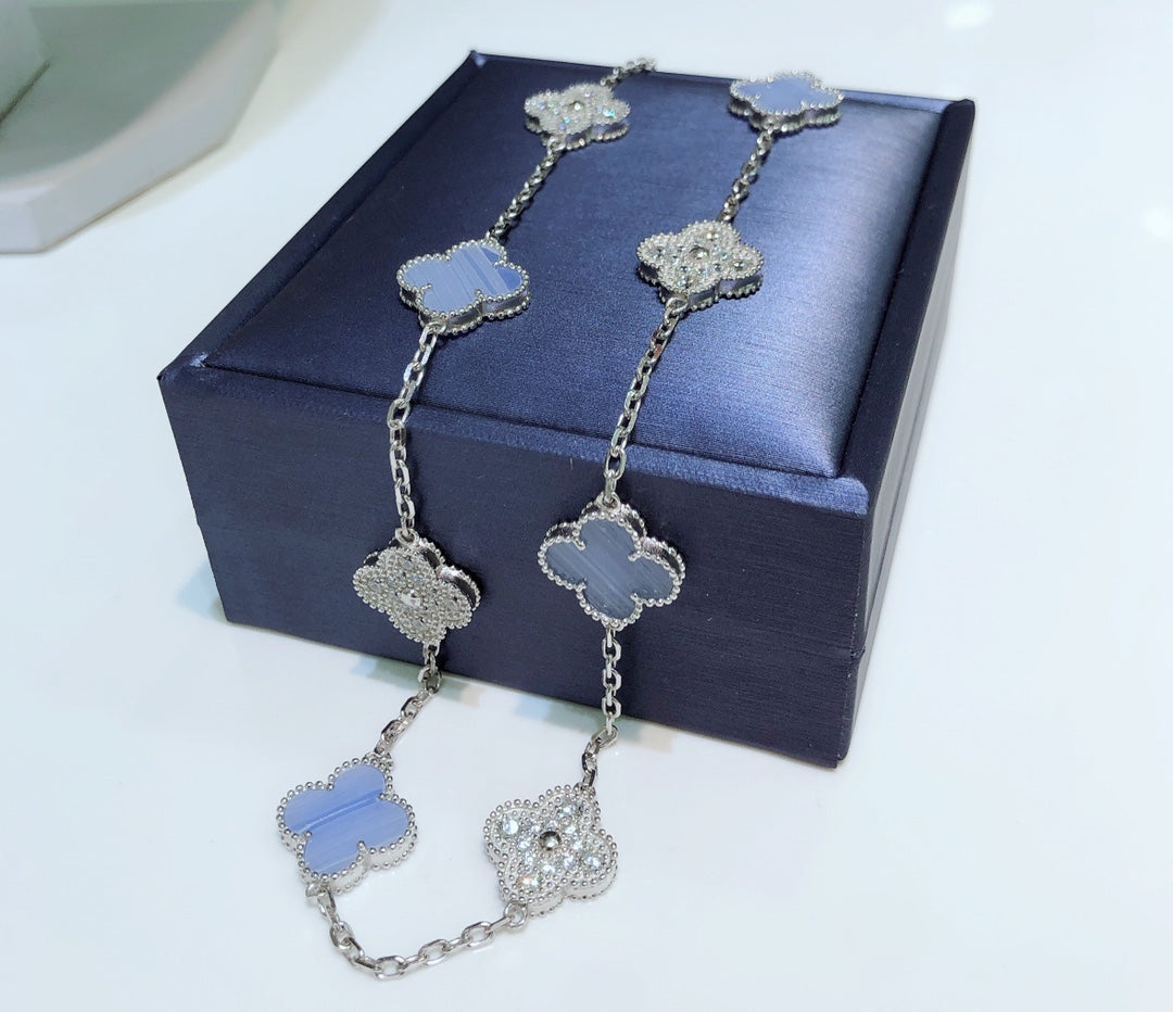 [NOBLE AURA]CLOVER 10 MOTIFS CHALCEDONY DIAMONDS SILVER NECKLACE