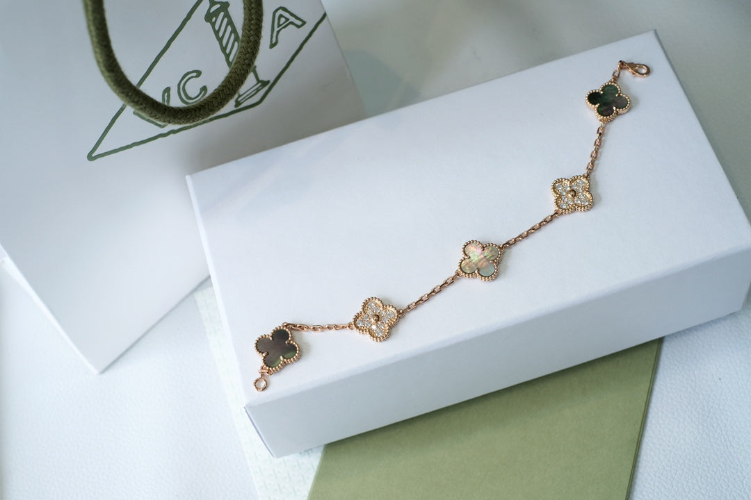 [NOBLE AURA]CLOVER 5 MOTIFS DARK MOP AND DIAMONDS PINK GOLD BRACELET