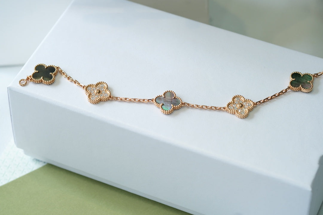 [NOBLE AURA]CLOVER 5 MOTIFS DARK MOP AND DIAMONDS PINK GOLD BRACELET