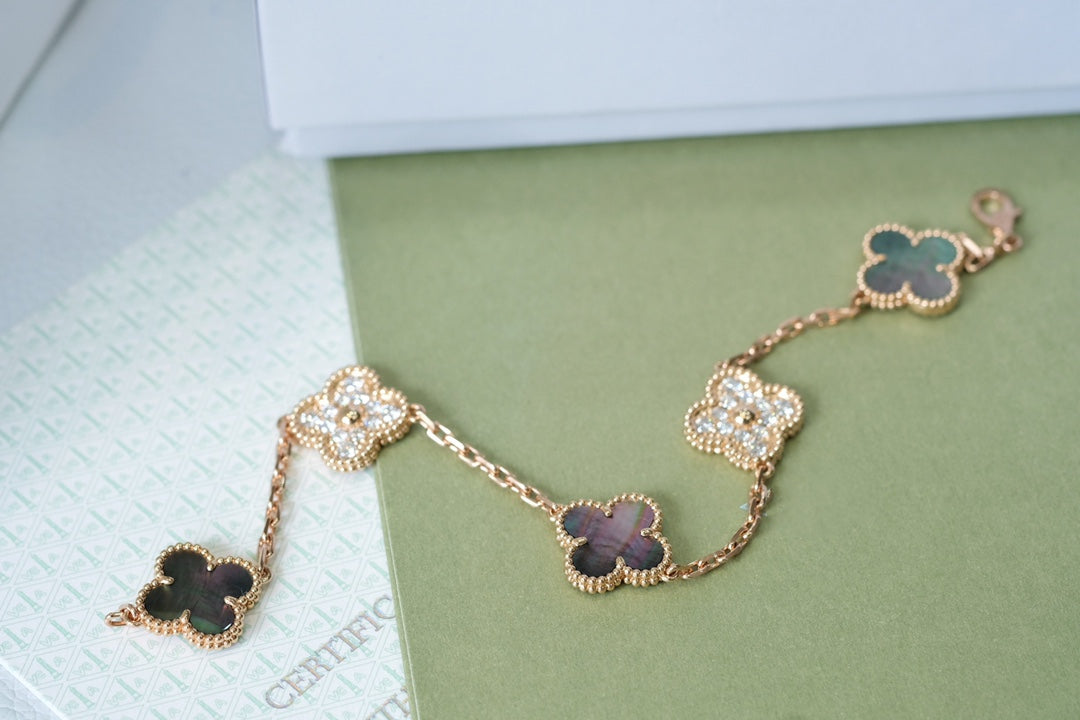 [NOBLE AURA]CLOVER 5 MOTIFS DARK MOP AND DIAMONDS PINK GOLD BRACELET